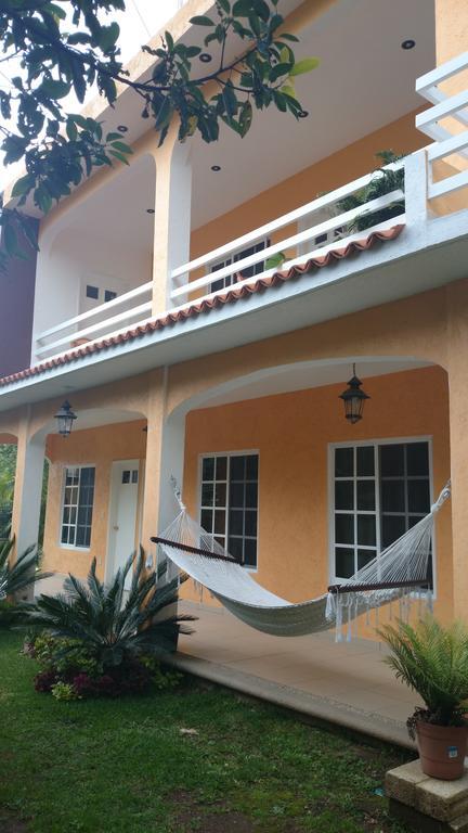 Posada Los Robles Tepoztlán Kamer foto