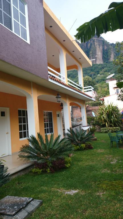 Posada Los Robles Tepoztlán Kamer foto