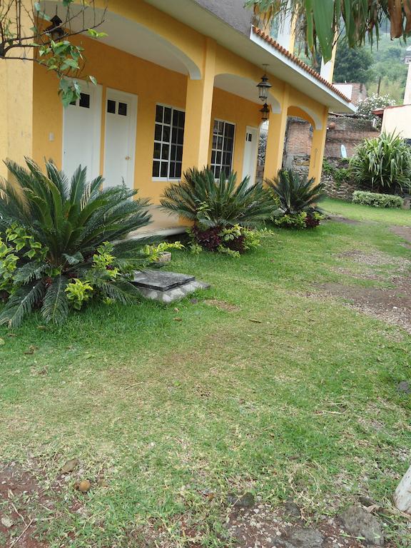 Posada Los Robles Tepoztlán Buitenkant foto